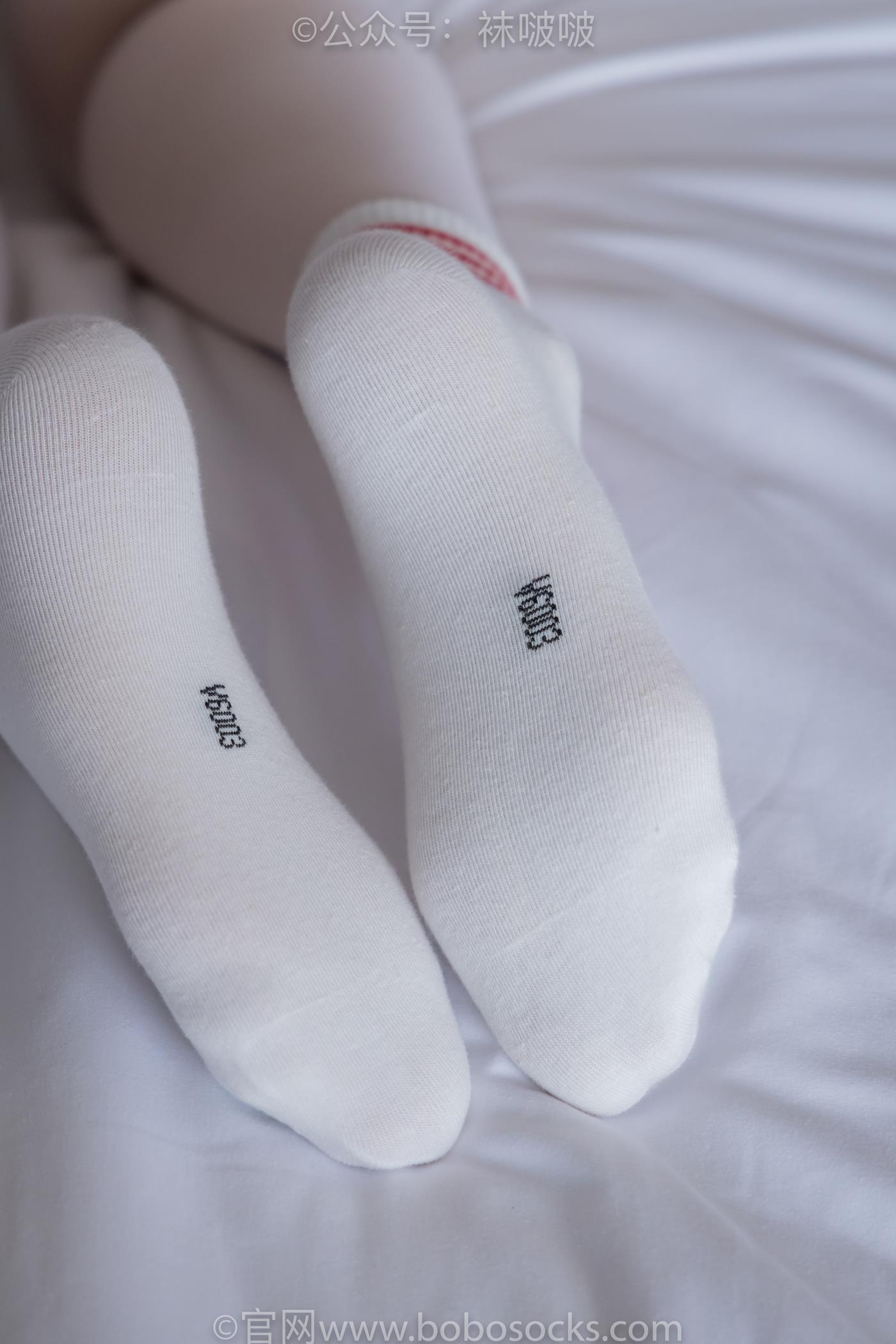 图片[2]-[BoBoSocks袜啵啵]积分限定作品 NO.004 熊熊-板鞋、白棉袜、白丝 (1) [P]-萌味圈